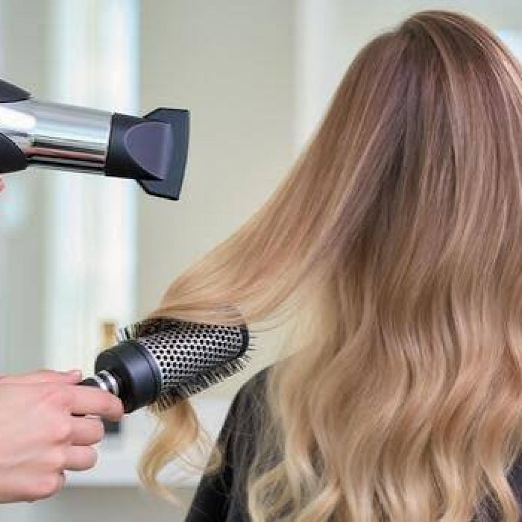 Aura Signature Hair Treatment (Steam + Blowdry)