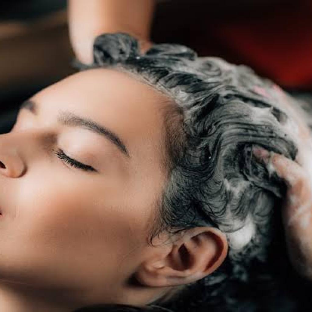 Hair Wash & Blowdry